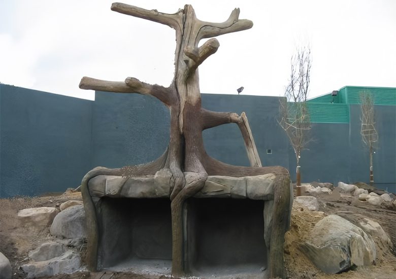 Structure au Zoo de Granby.